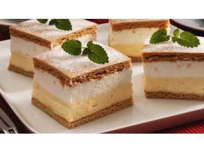 Medový krémeš Kukkonia